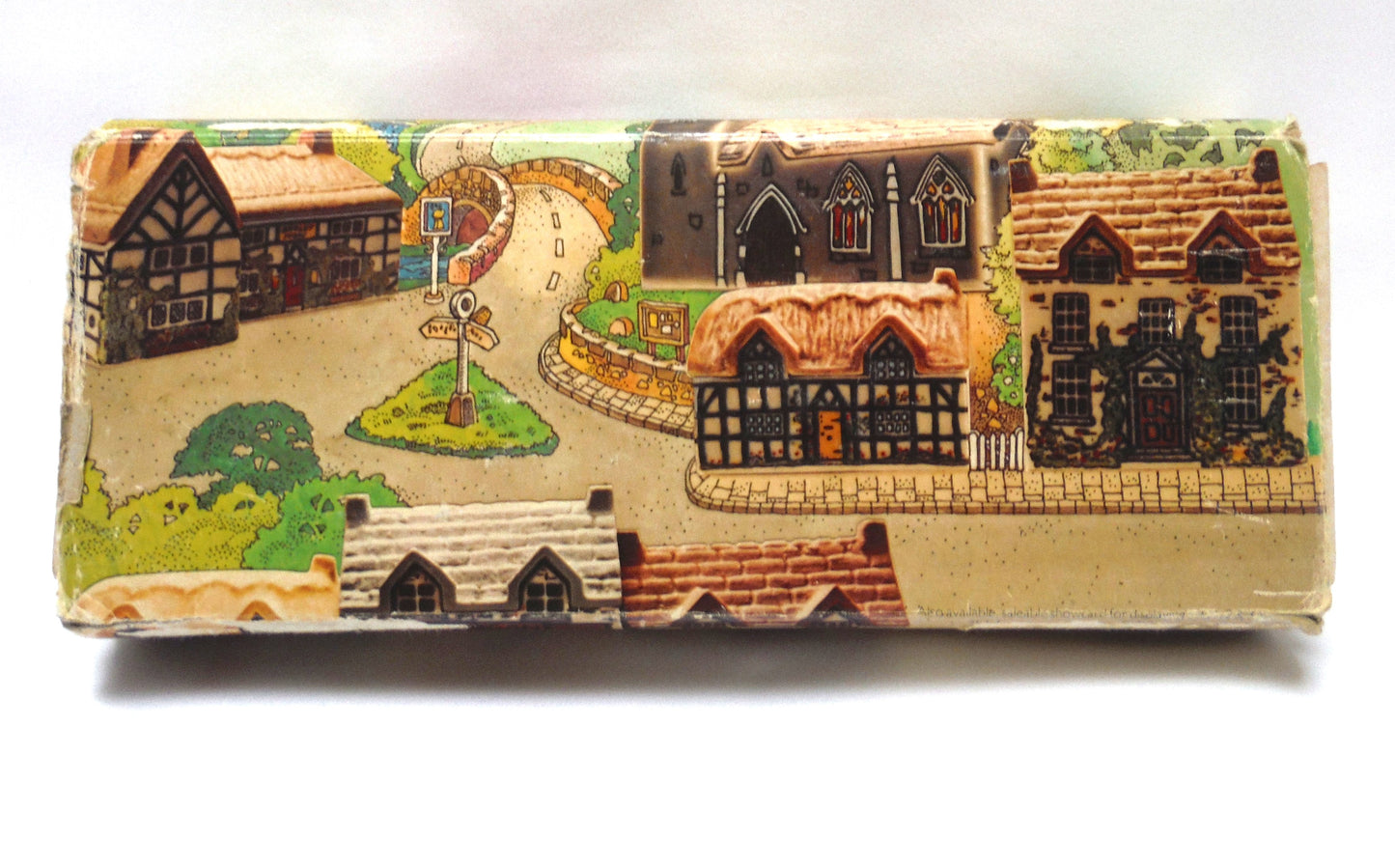 WHIMSEY-ON-WHY RARE WADE FULL SET #1 IN THE ORIGINAL BOX: a beautiful 8-piece miniature English Village in real porcelain...