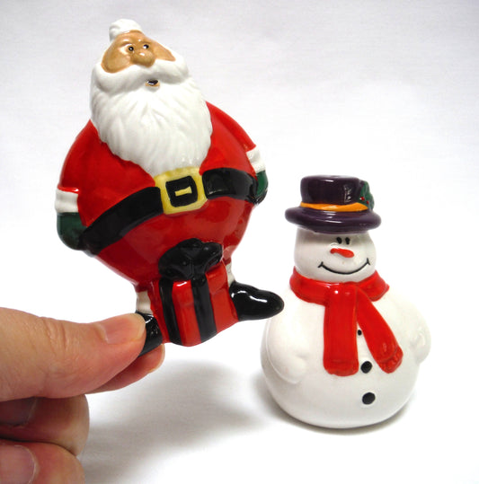 Contemporary Pair of Salt & Pepper Christmas Shakers: SANTA AND HIS FRIEND FROSTY THE SNOWMAN!