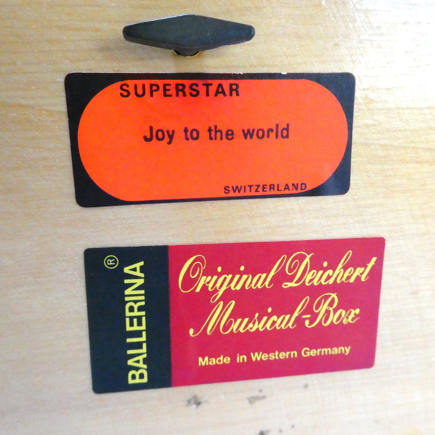 VINTAGE BALLERINA ORIGINAL DEICHERT MUSIC BOX - WESTERN GERMANY SUPERSTAR SWITZERLAND 18 Key Music Movement and Hummel Art