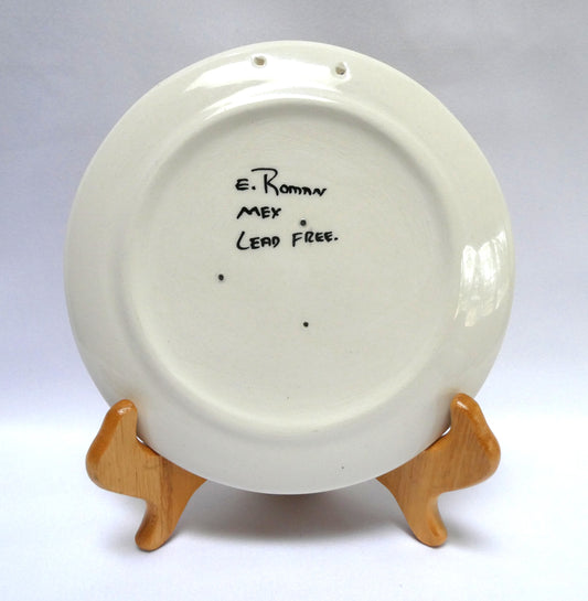 HAND-PAINTED PAIR OF VINTAGE MEXICAN FESTIVE FOLK ART CERAMIC PLATES, Created by the Artist Jesús Román Diego