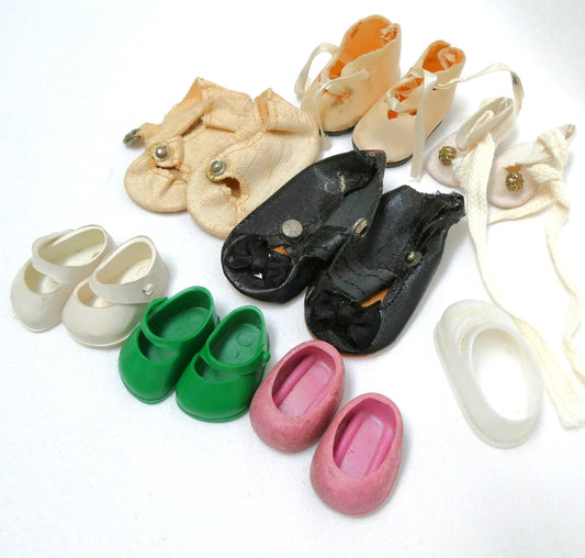 VINTAGE DOLL DRESS SHOES (LOT #2) Seven Pairs in Multiple Colours Including GINNY Doll Shoes.