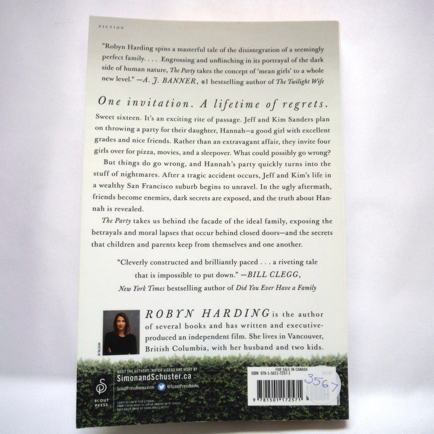 THE PARTY, One Invitation, A Lifetime of Regrets, A Novel by Robyn Harding (1st Ed. SIGNED)