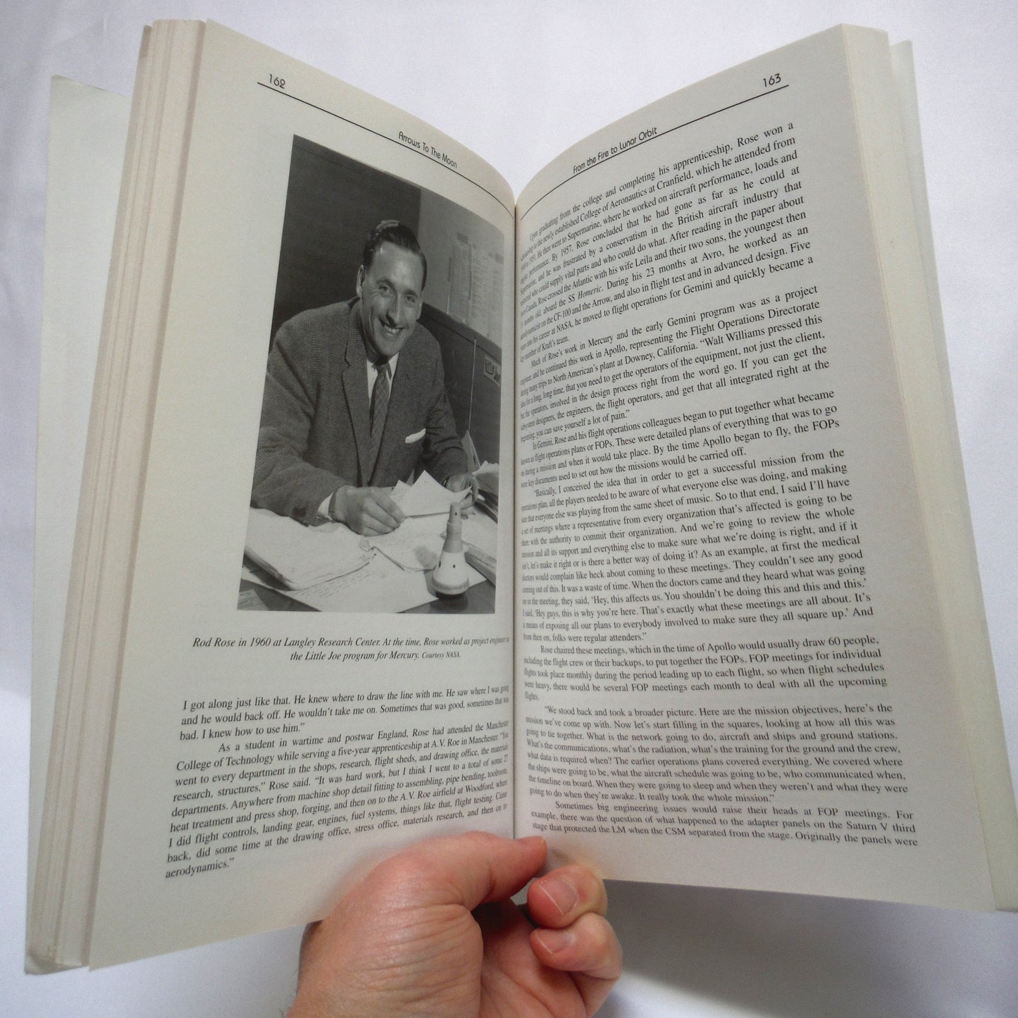 ARROWS TO THE MOON, Avro's Engineers and The Space Race, Written by Chris Gainor, and RARE: Signed by NASA Engineer R. Bryan Erb (1st Ed. SIGNED)