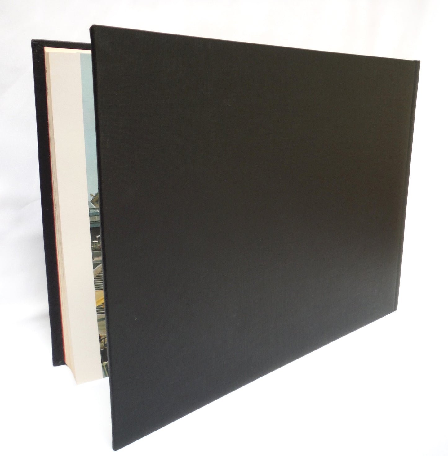 THE EXPO 67 MEMORIAL ALBUM, by Thomas Nelson and Sons Canada Limited (1967 1st Ed.)