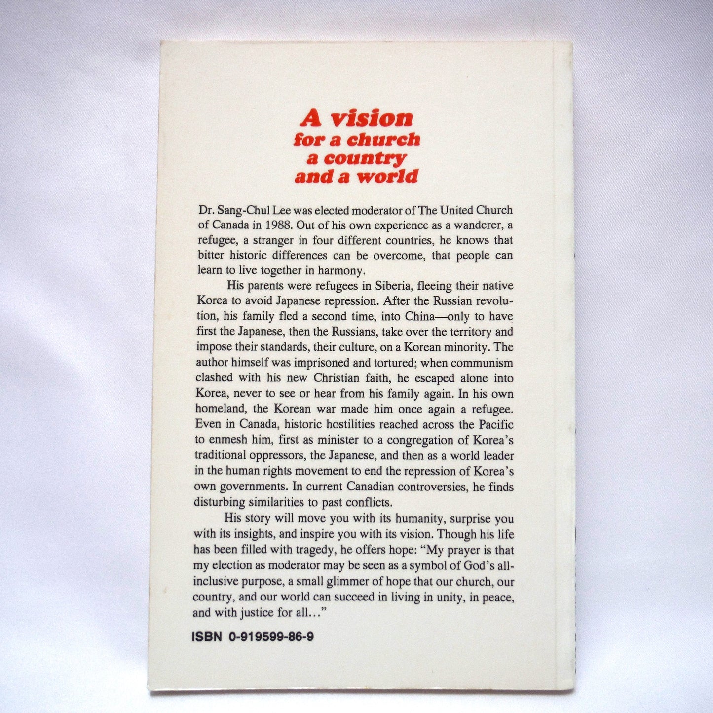 THE WANDERER, The Autobiography of a United Church Moderator, by Sang-Chul Lee and Erich Weingartner (1st Ed. SIGNED)
