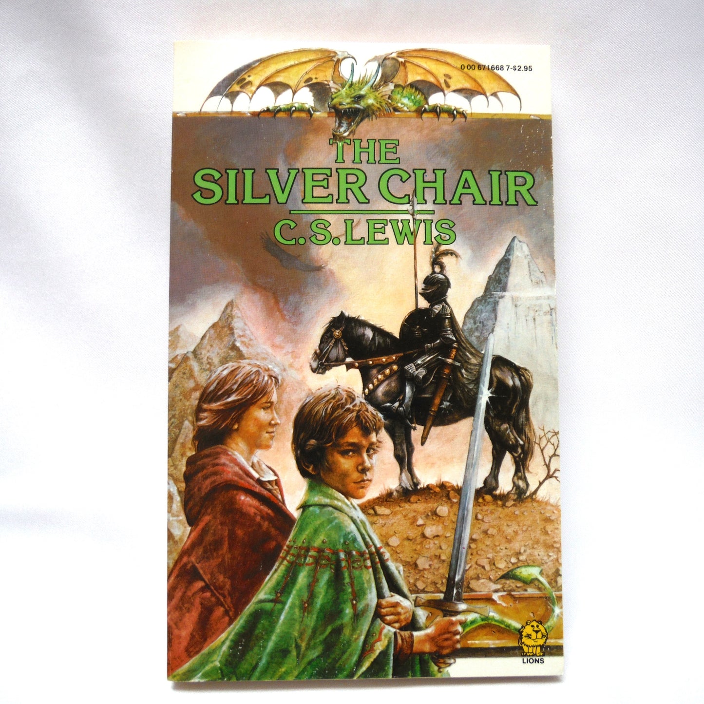 THE COMPLETE CHRONICLES OF NARNIA, The Seven-Volume Slipcase Set by C.S. Lewis, RARE: Fontana Lions 1980 Canadian Edition!