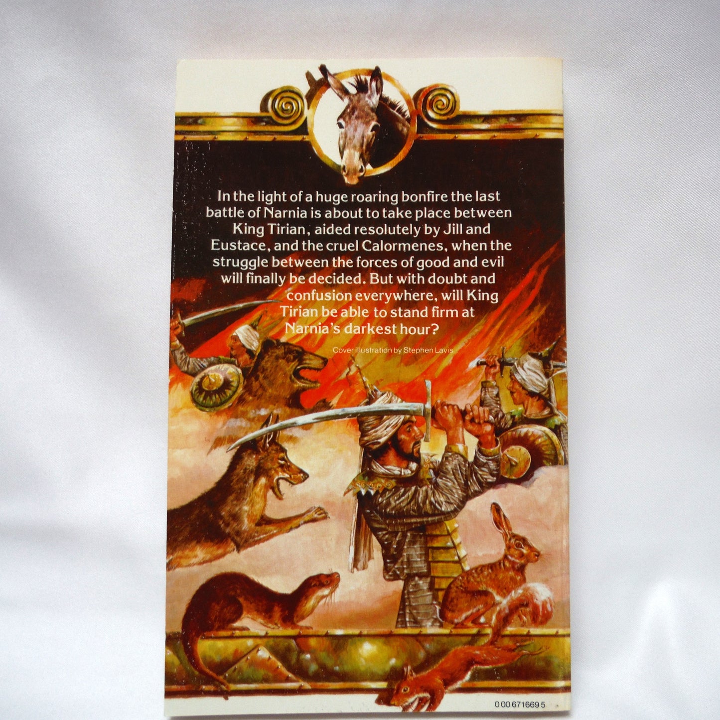 THE COMPLETE CHRONICLES OF NARNIA, The Seven-Volume Slipcase Set by C.S. Lewis, RARE: Fontana Lions 1980 Canadian Edition!