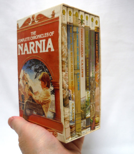 THE COMPLETE CHRONICLES OF NARNIA, The Seven-Volume Slipcase Set by C.S. Lewis, RARE: Fontana Lions 1980 Canadian Edition!