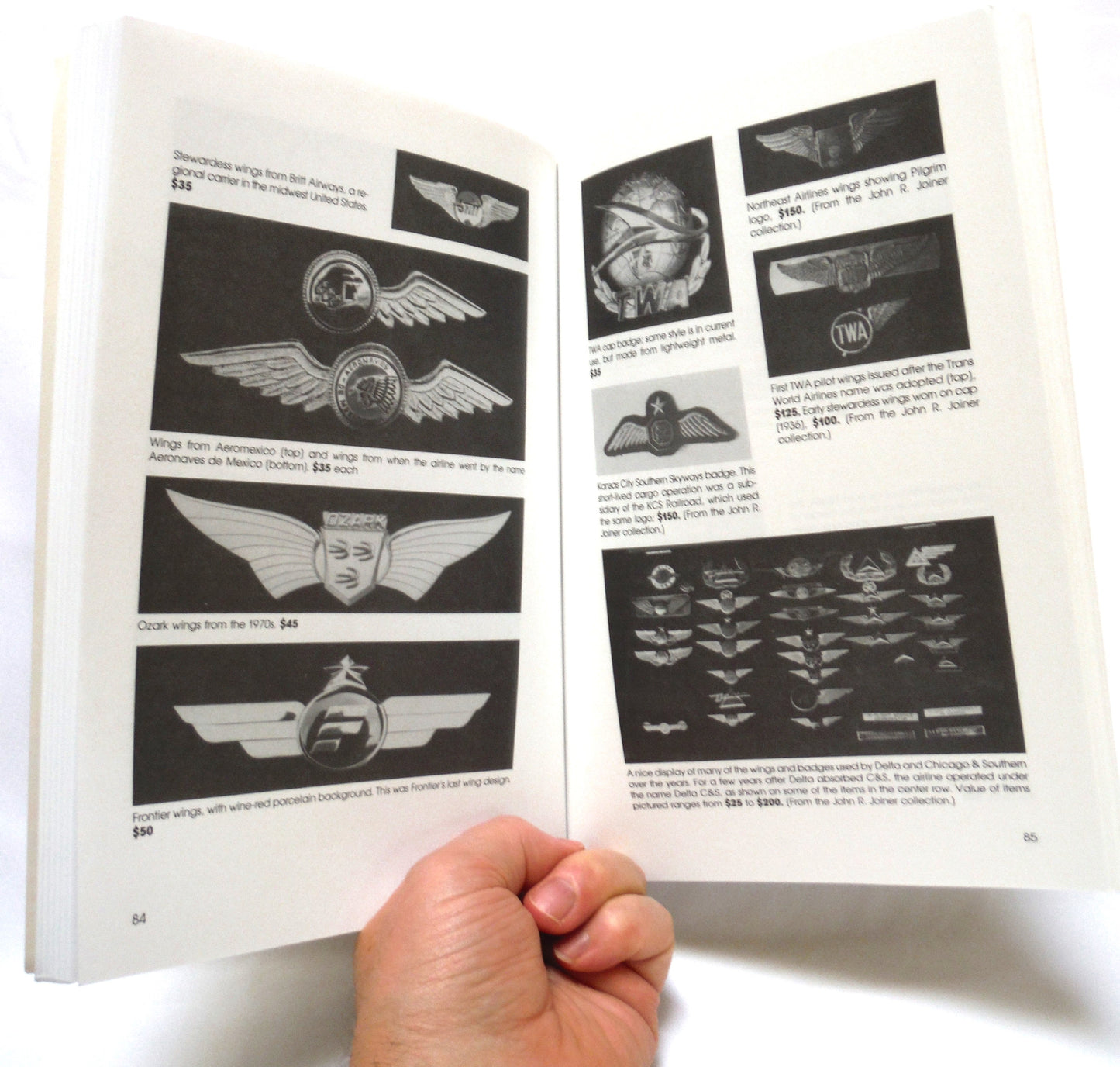 COMMERCIAL AVIATION COLLECTIBLES, An Illustrated Price Guide, by Richard R. Wallin (1990 1st Ed.)