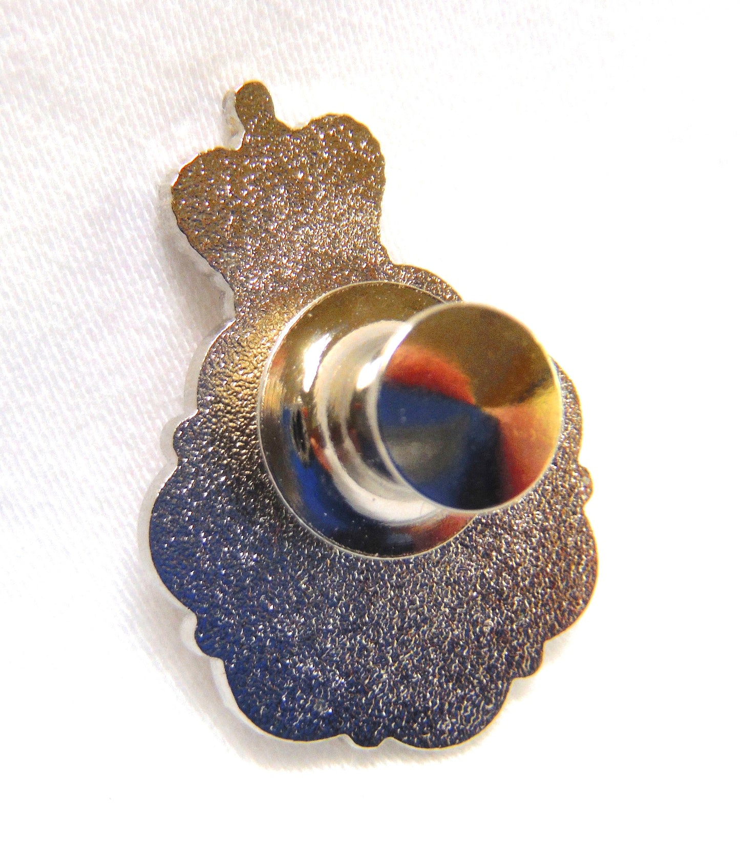 2022 LAPEL PIN of HER MAJESTY QUEEN ELIZABETH II, Platinum Jubilee Celebration as The Longest Reigning Sovereign!