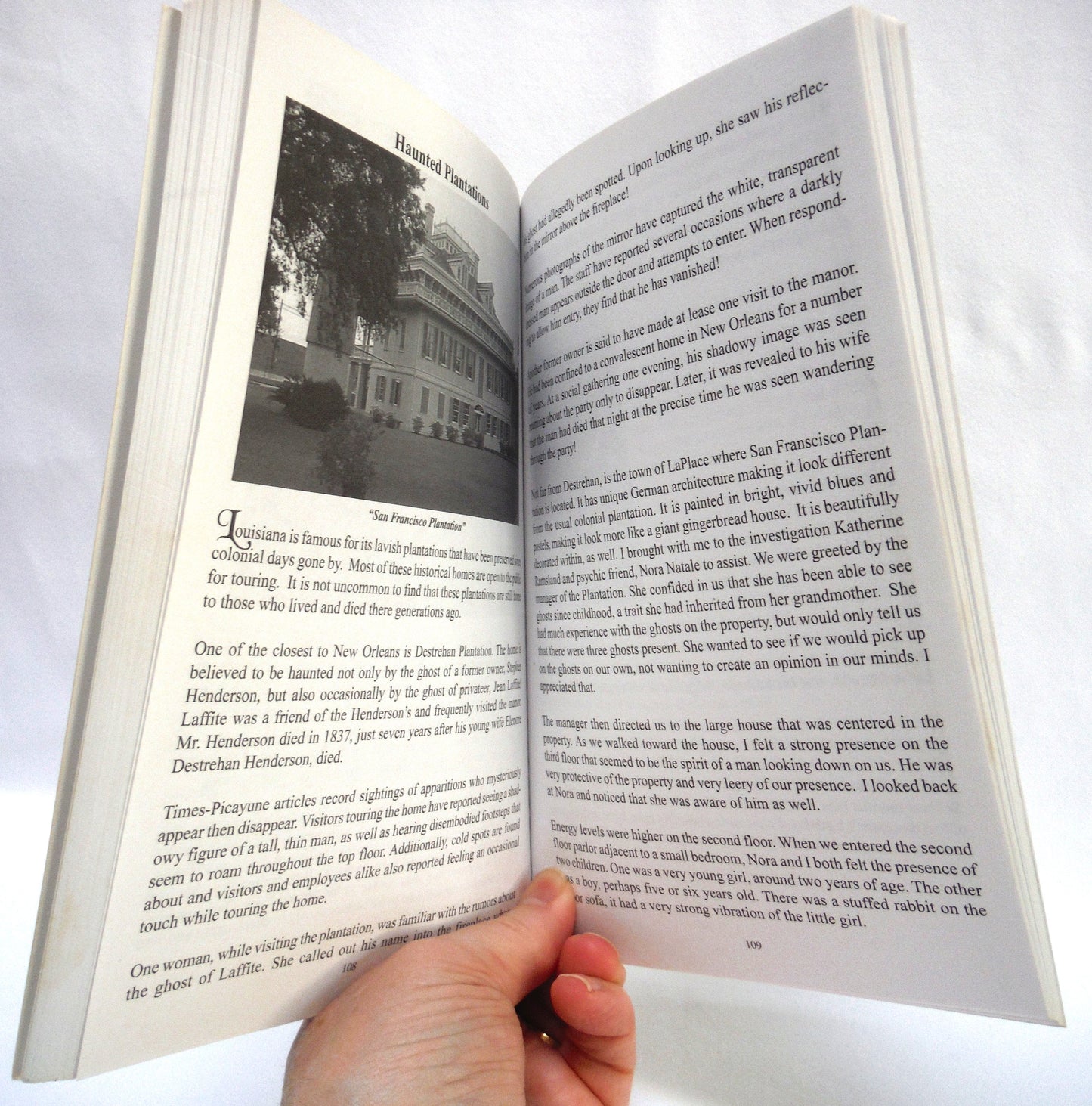 GHOSTS and VAMPIRES OF NEW ORLEANS, Haunted History Tours by Katherine Smith (1998 1st Ed.)