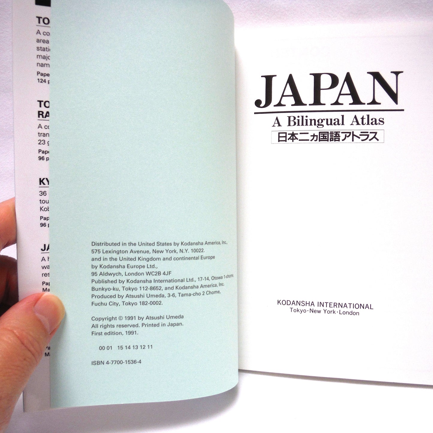 JAPAN: A BILINGUAL ATLAS, Pocket Sized English-Japanese Full-Colour Atlas Map by Kodansha International (1991 1st Ed.)