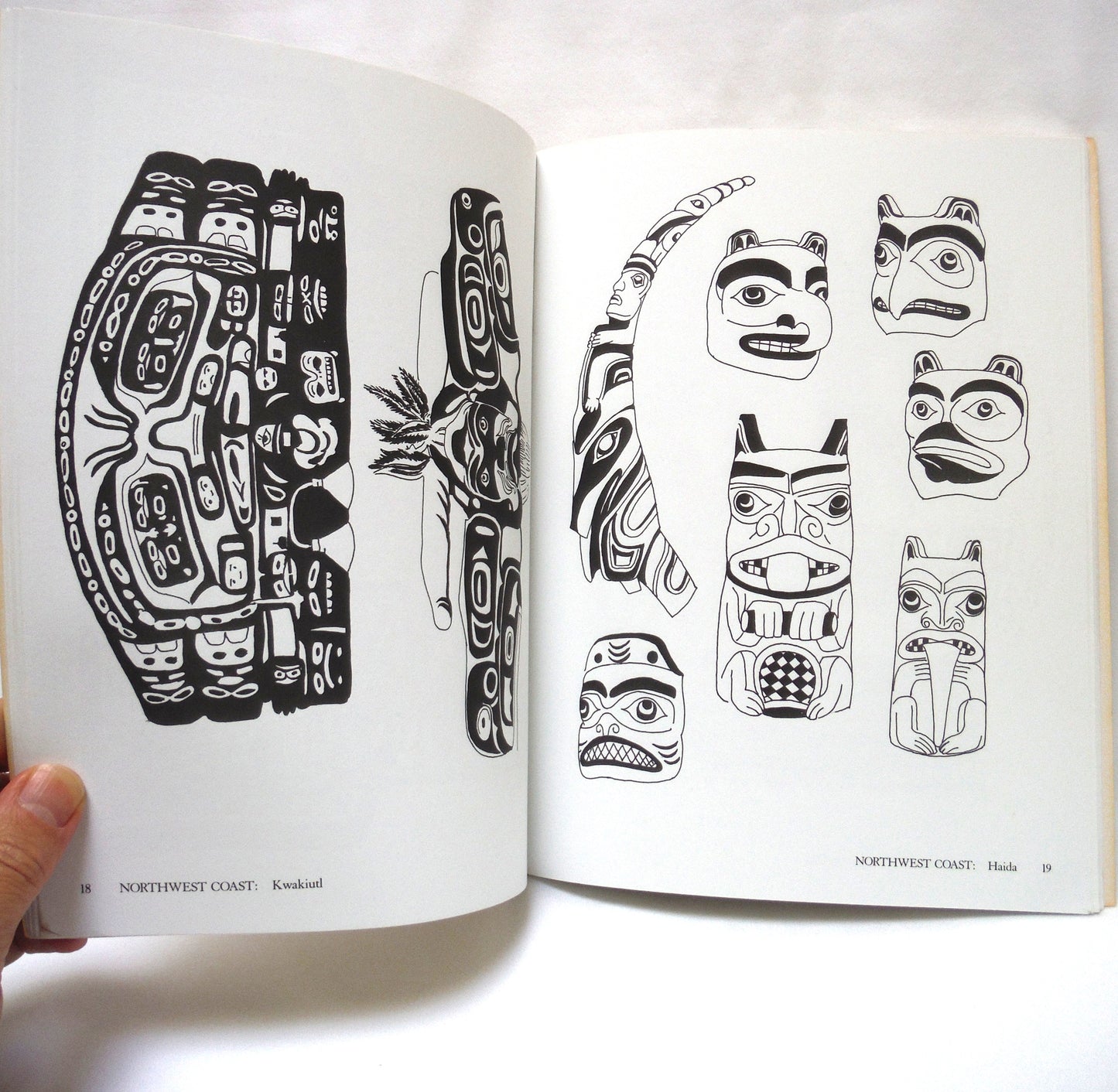 261 NORTH AMERICAN INDIAN DESIGNS, by Madeleine Orban-Szontagh (1993 1st Ed.)