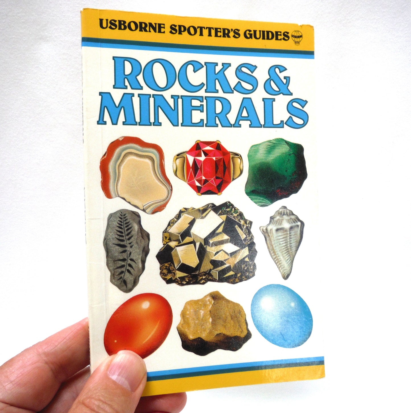 SPOTTER'S GUIDE TO ROCKS & MINERALS, by Alan Woolley, Photography by Mike Freeman (1997 1st Ed.)