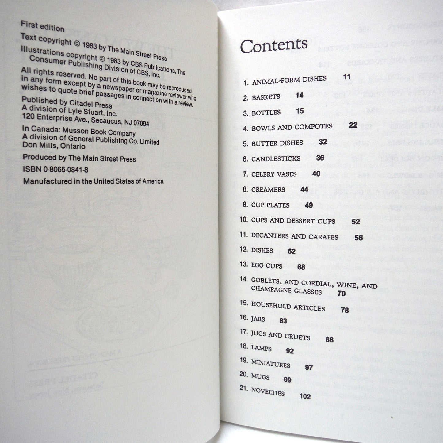 THE WOMAN'S DAY DICTIONARY OF GLASS, Edited by Dina von Zweck, Illustrated by Helen Disbrow and Janet Hautau (1983 1st Ed.)