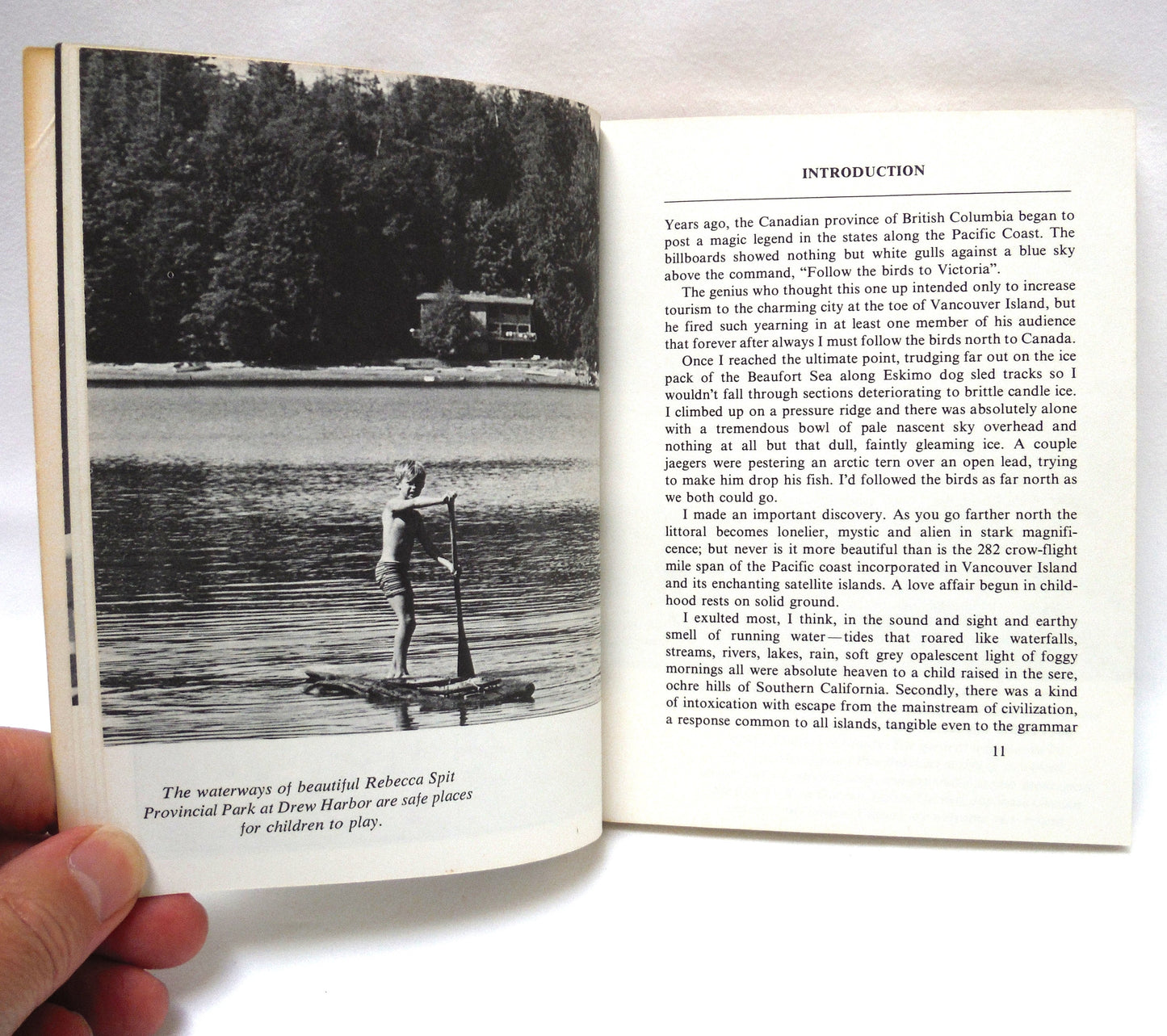 GUIDEBOOK TO VANCOUVER ISLAND, Off the Coast of Southwest British Columbia, by Dolly Connelly (1973 1st Ed.)