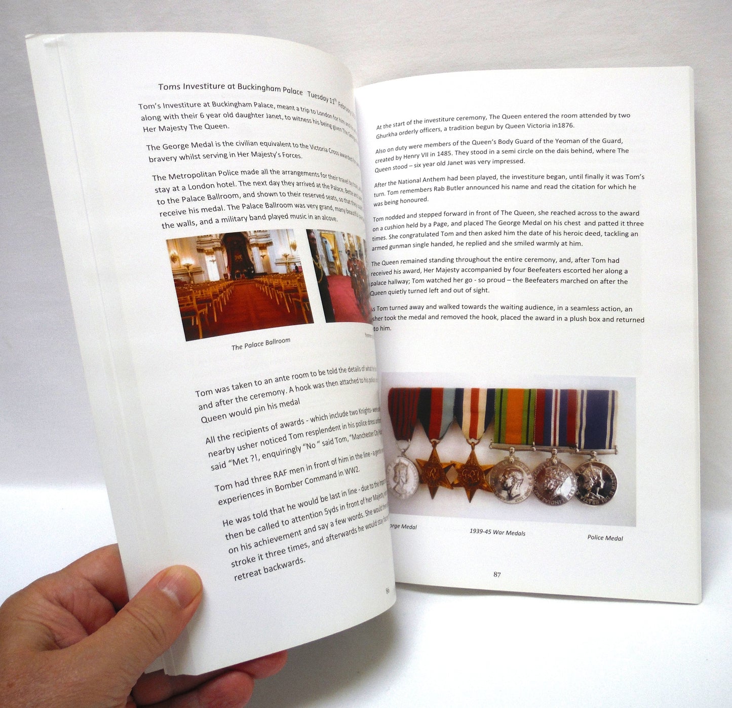 FOR KING, QUEEN AND COUNTRY, The Life Story of Thomas Arthur Lockett, GM., by Carole Widdicombe (1st Ed. SIGNED)