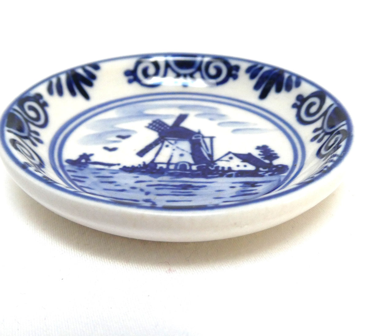 1960's Era Miniature Plate by Elesva of Holland: Featuring the rustic elegance of the Netherlands' historic countryside