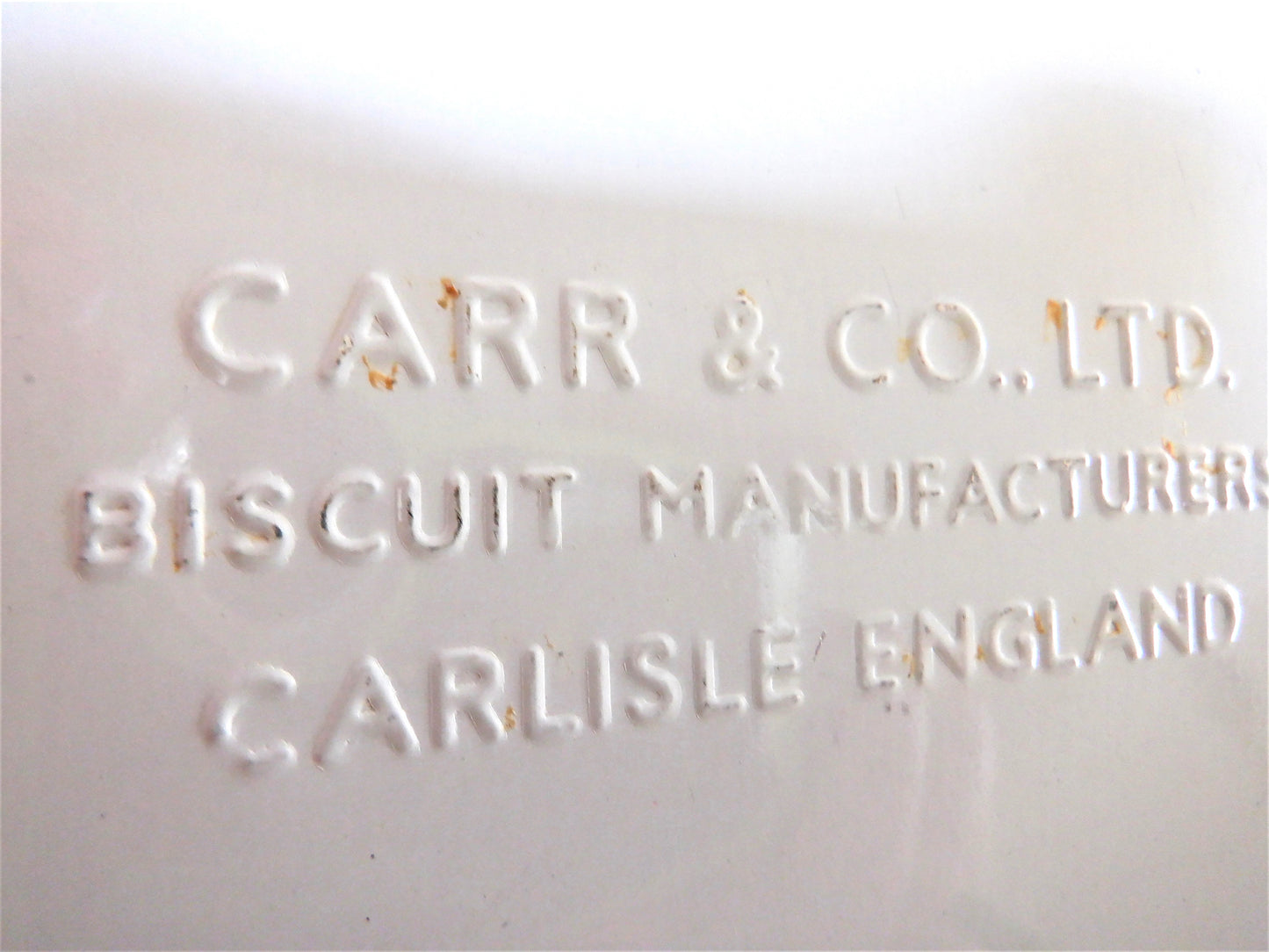 Antique Round Tin Container by The CARR & COMPANY LTD BISCUIT MANUFACTURER of Carlisle, England. RARE: The Lid is also a Serving Tray!