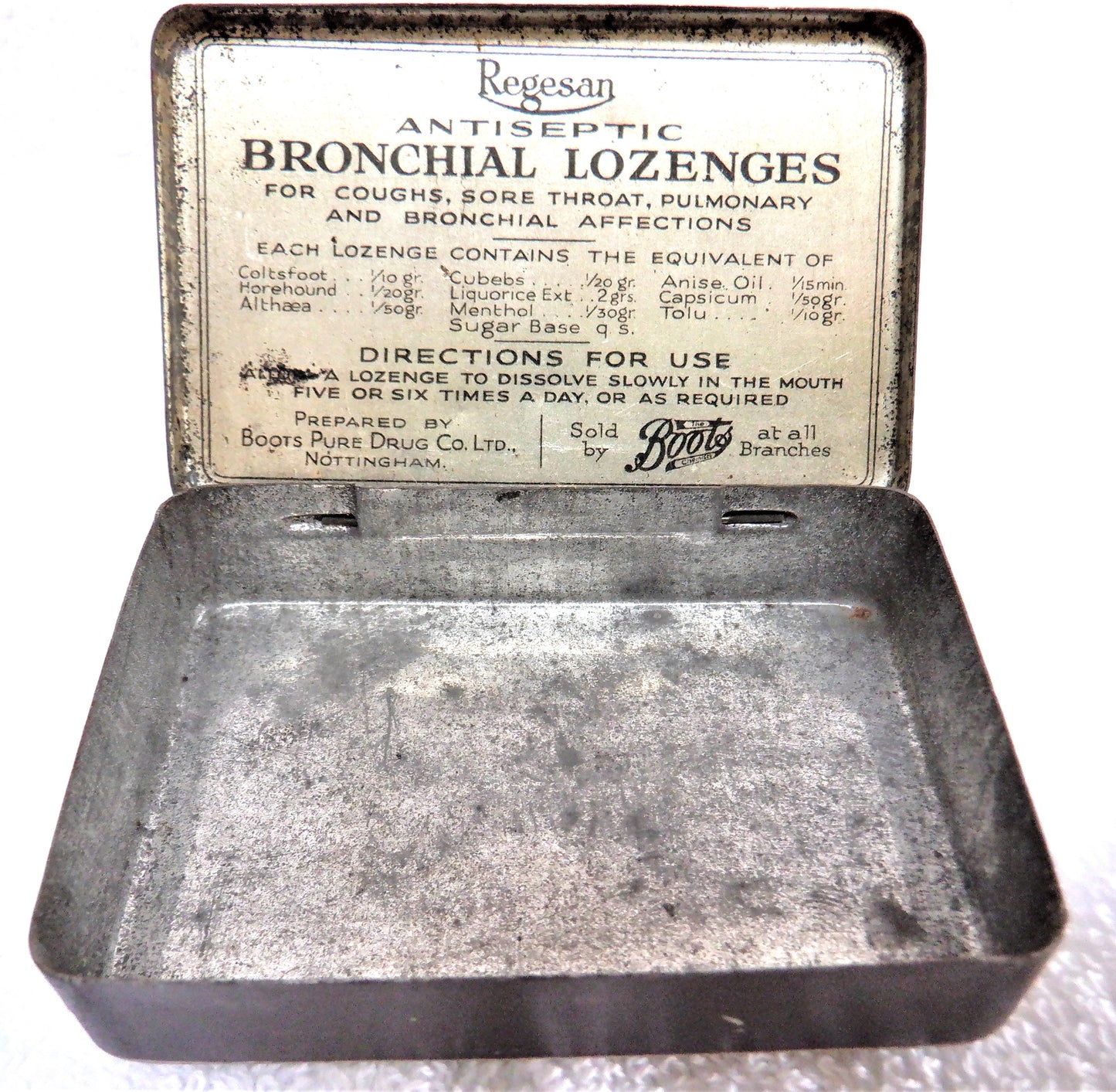 Antique REGESAN Throat Lozenge Tin, as sold by BOOTS NOTTINGHAM DRUGSTORE