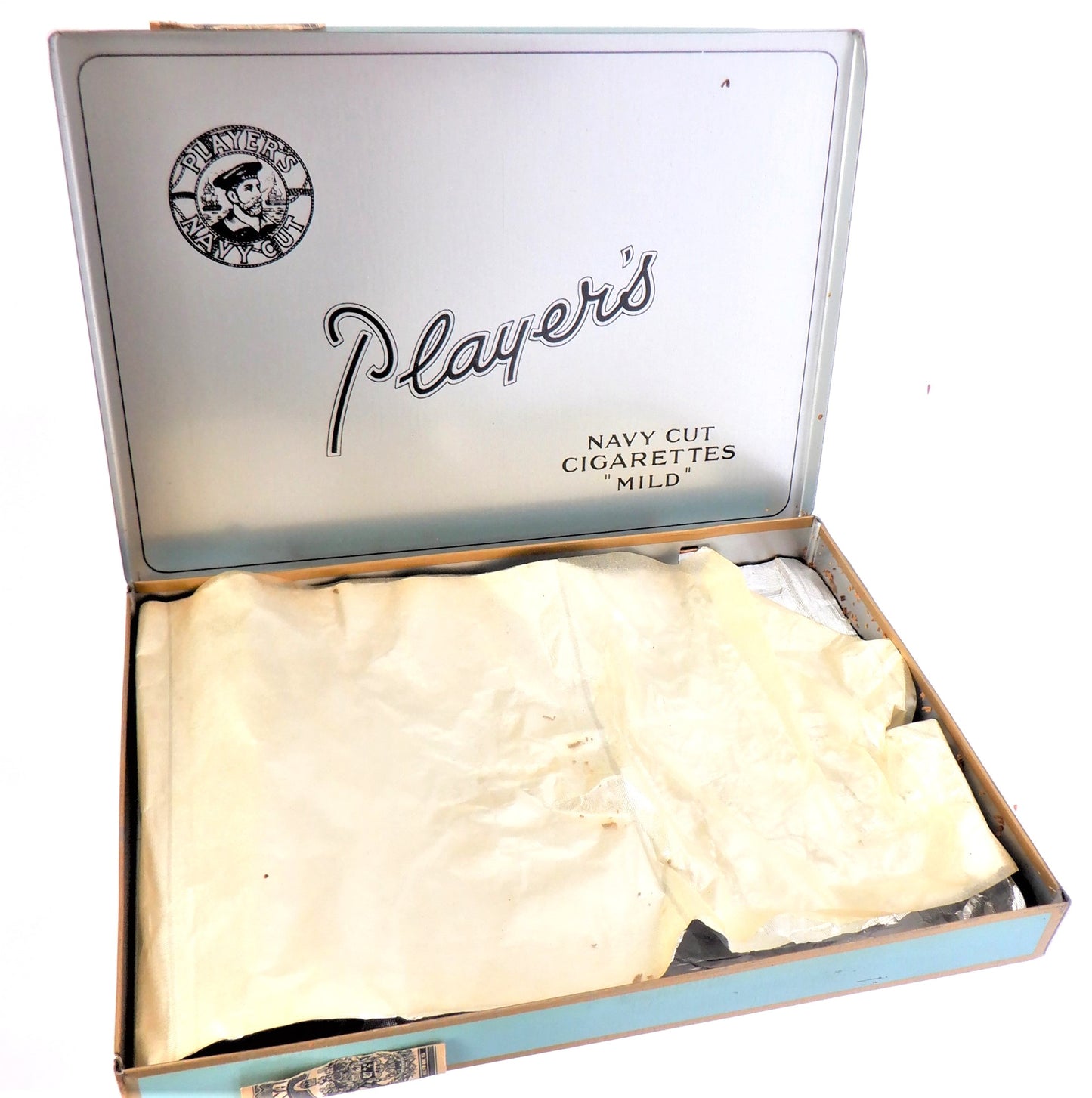 PLAYERS NAVY CUT "MILD" Flat Fifty Cigarette Vintage Tin, Made in CANADA