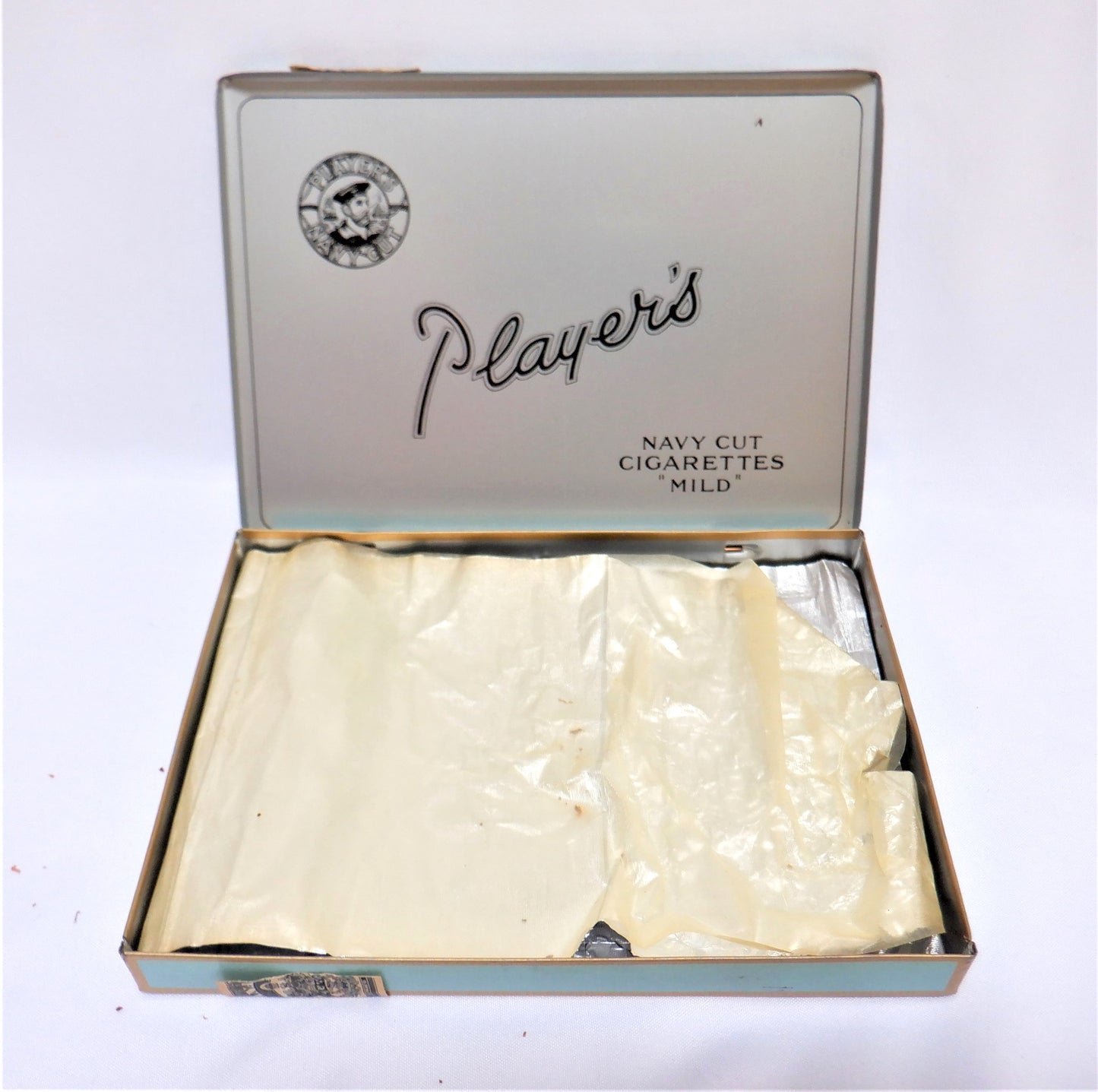 PLAYERS NAVY CUT "MILD" Flat Fifty Cigarette Vintage Tin, Made in CANADA