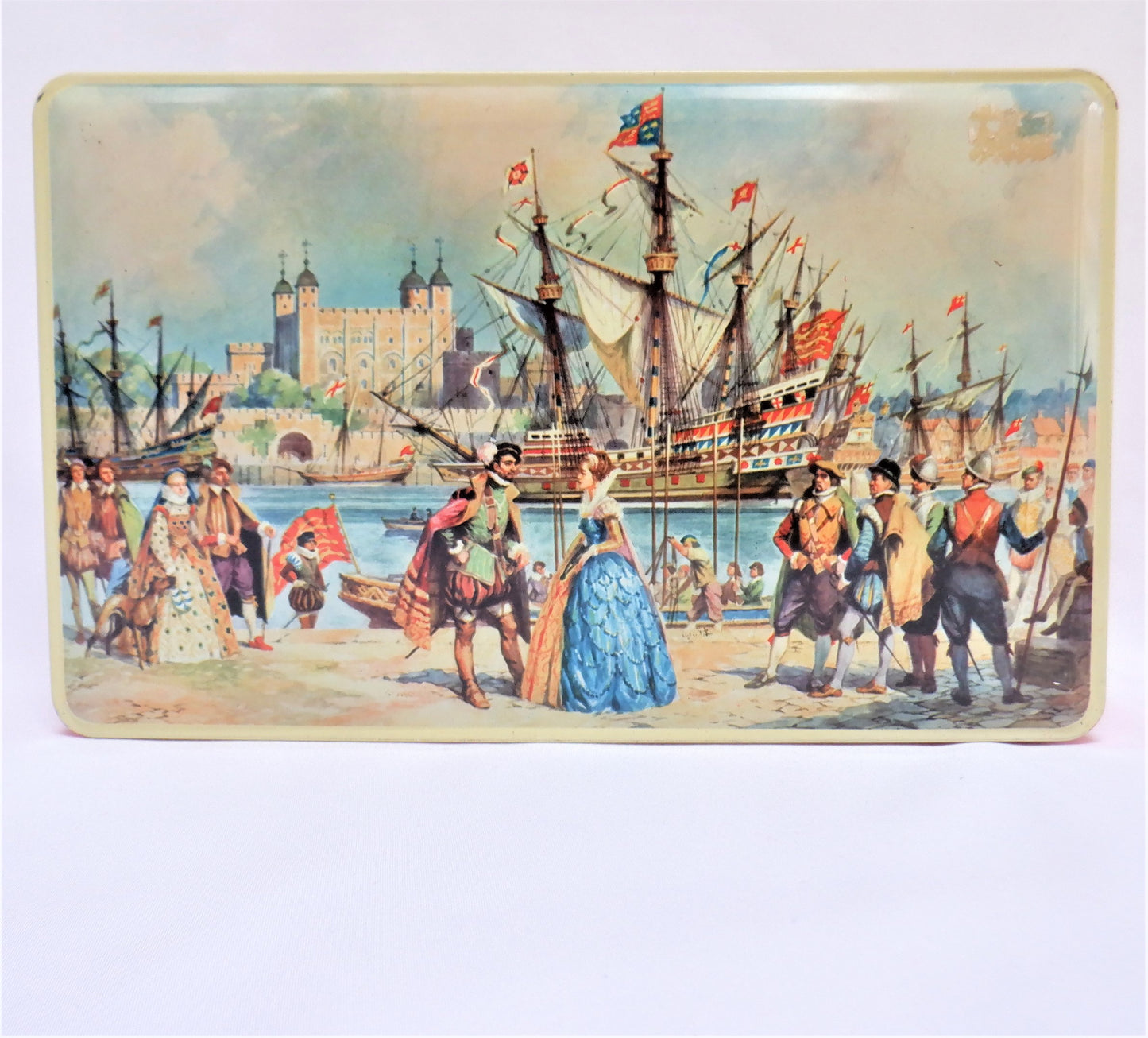 Vintage Tin Container by Blue Bird Toffee: 'ELIZABETHAN DAYS'