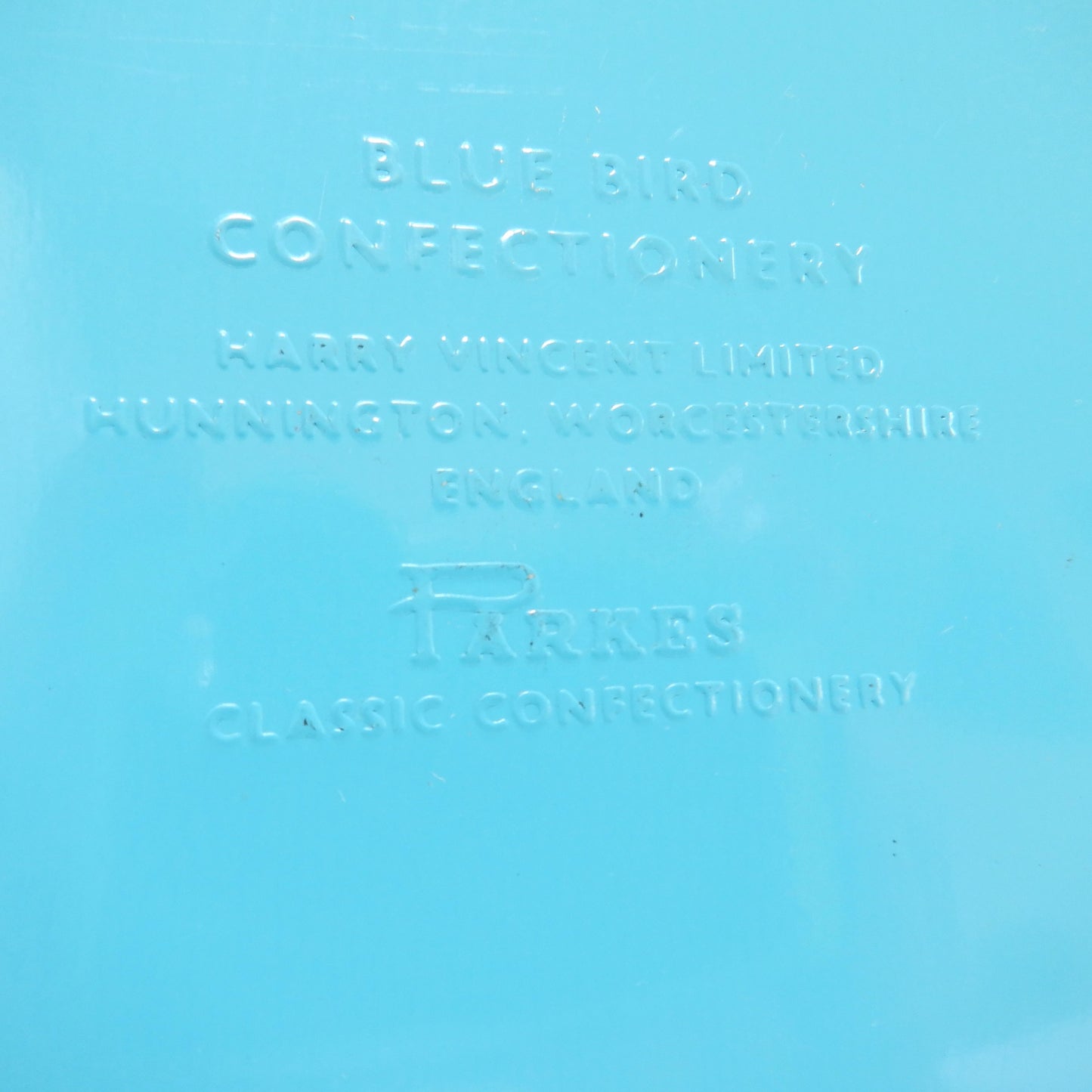 BLUE BIRD'S Parkes Classic Series Vintage Tin Container: 'THE MARIONETTES'