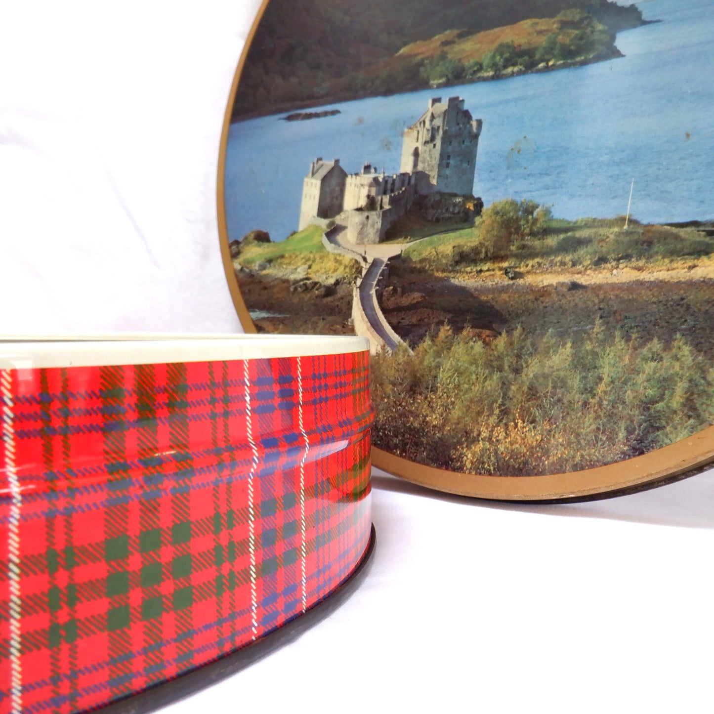 Vintage Large Round Cookie Tin Container: 'SCOTTISH HIGHLANDS AND CASTLE'