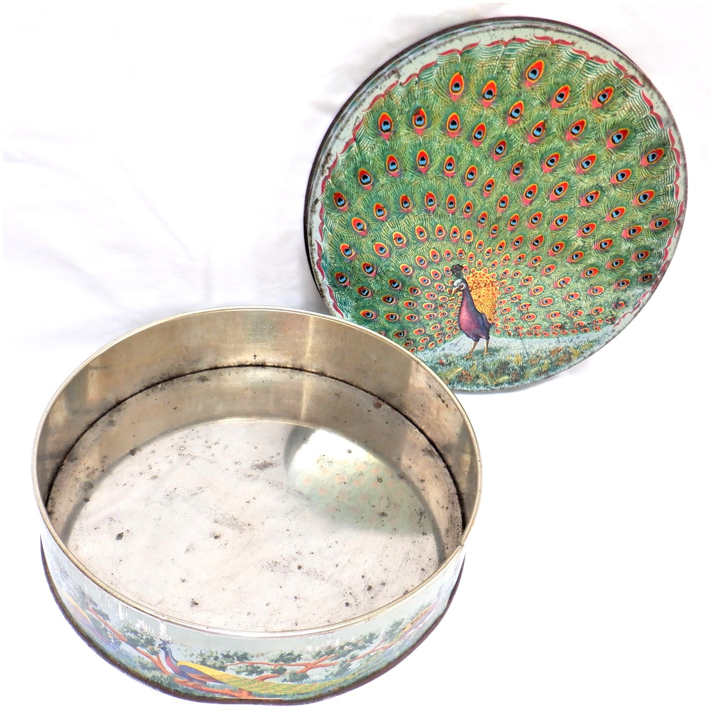 Vintage Tin by Peek Frean & Co. Ltd. England: 'THE PLUMED PEACOCK'