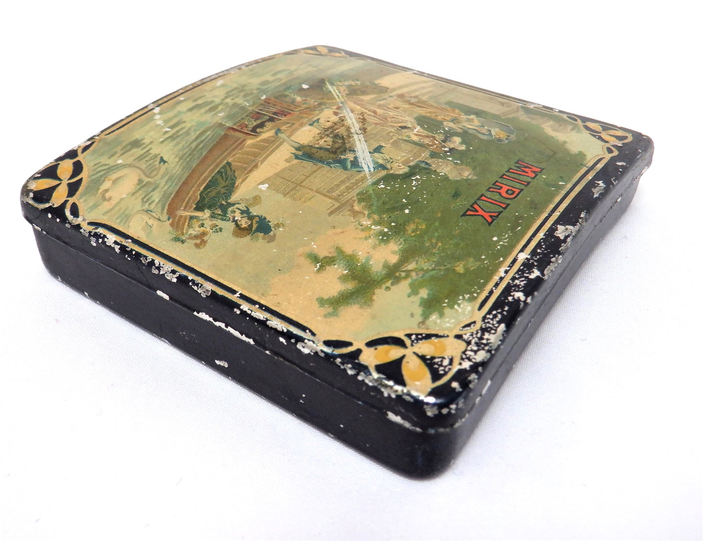 Antique French Tin by MIRIX, DIGESTIF ROYAL, Tres-Efficace contre le Mal de Mer!