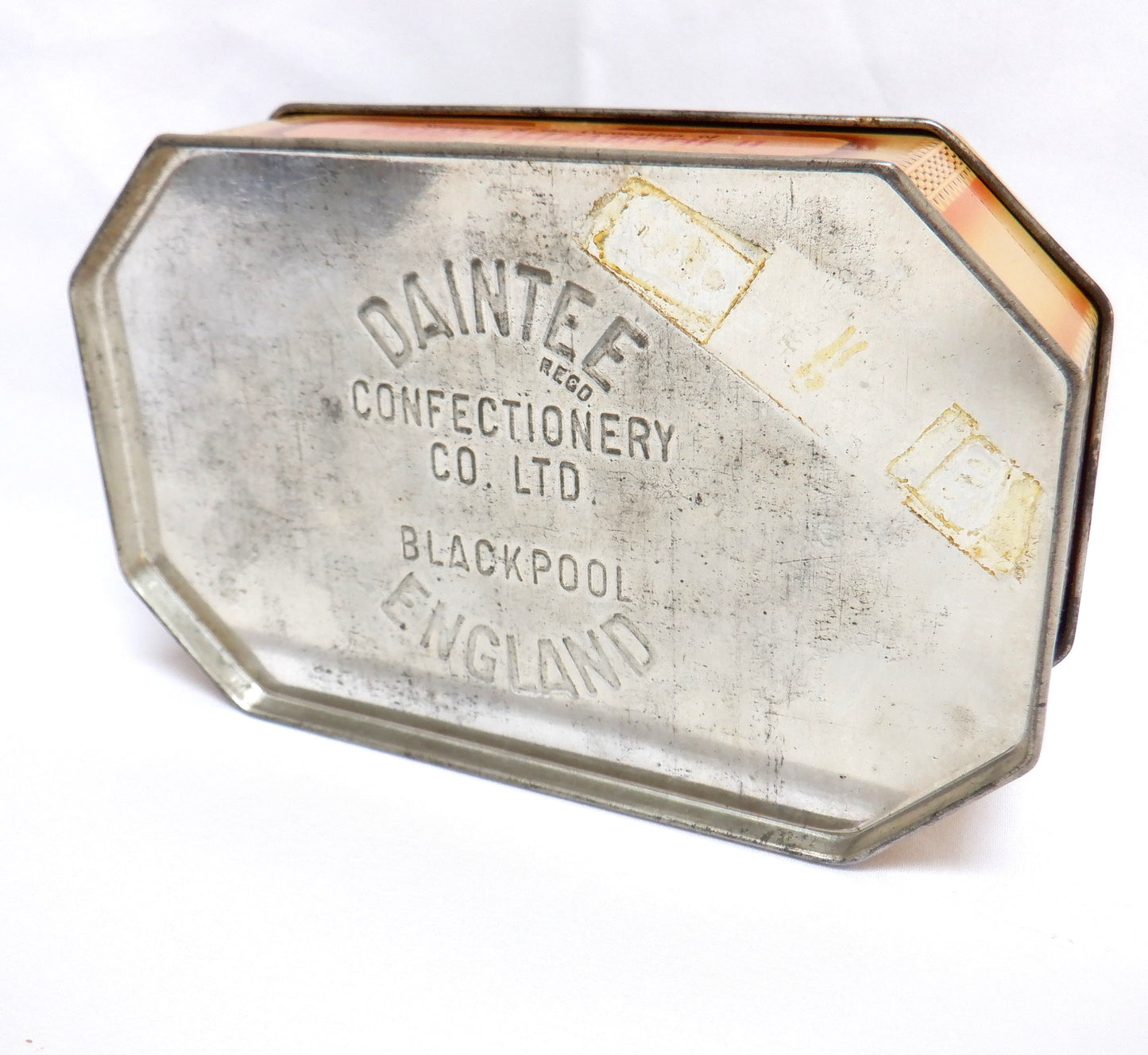 Vintage 1953 Queen Elizabeth II Coronation Tin, by The DAINTEE Confectionery Company of Blackpool, England