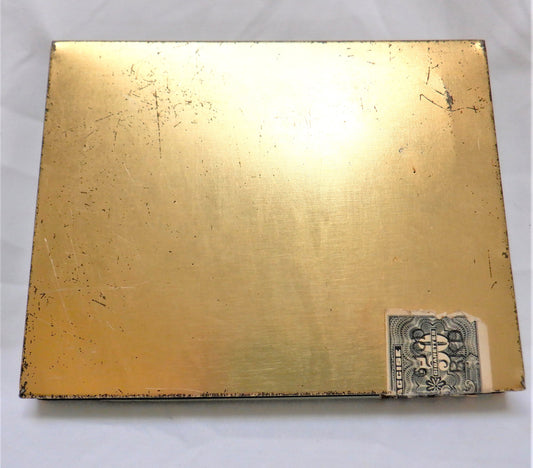 VINTAGE FLAT FIFTY Tobacco Tin Container: 'WINCHESTER CIGARETTES' Made in CANADA