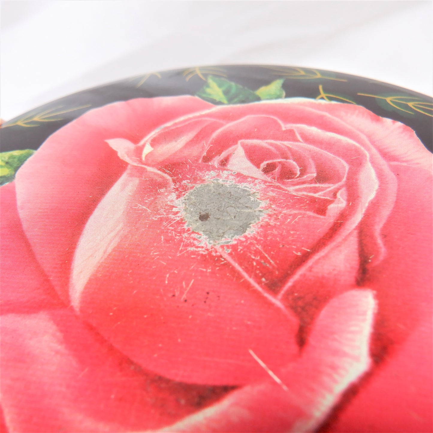 VINTAGE TIN by Riley's Toffee of London, England: 'THE ROSE'