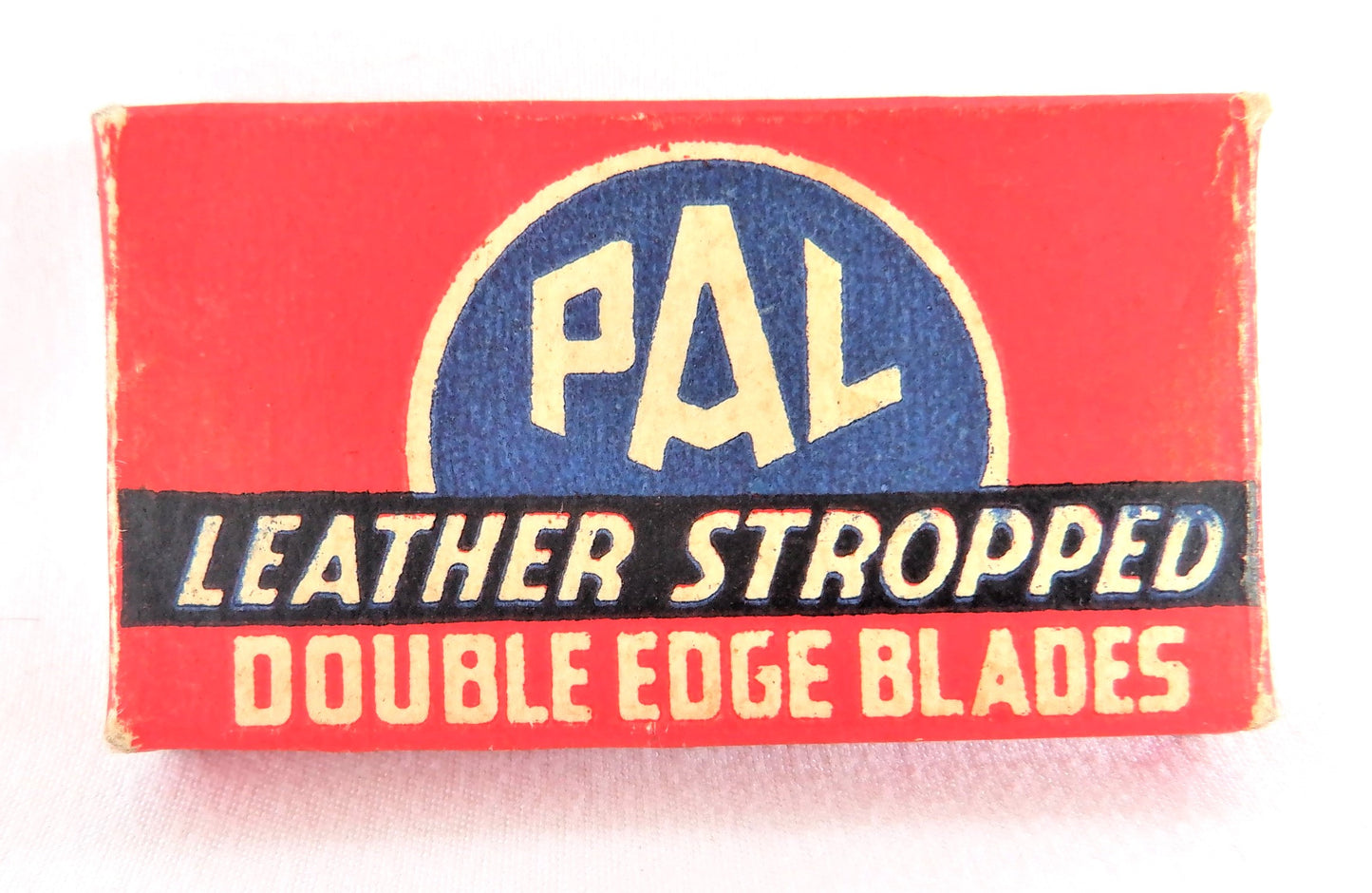 PAL LEATHER STROPPED DOUBLE EDGE SHAVING BLADES, Made in Canada Cardboard Box, 1940's