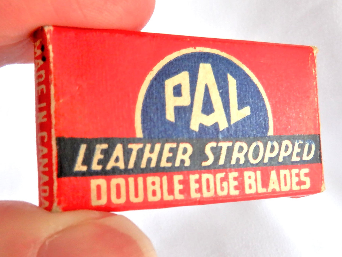 PAL LEATHER STROPPED DOUBLE EDGE SHAVING BLADES, Made in Canada Cardboard Box, 1940's