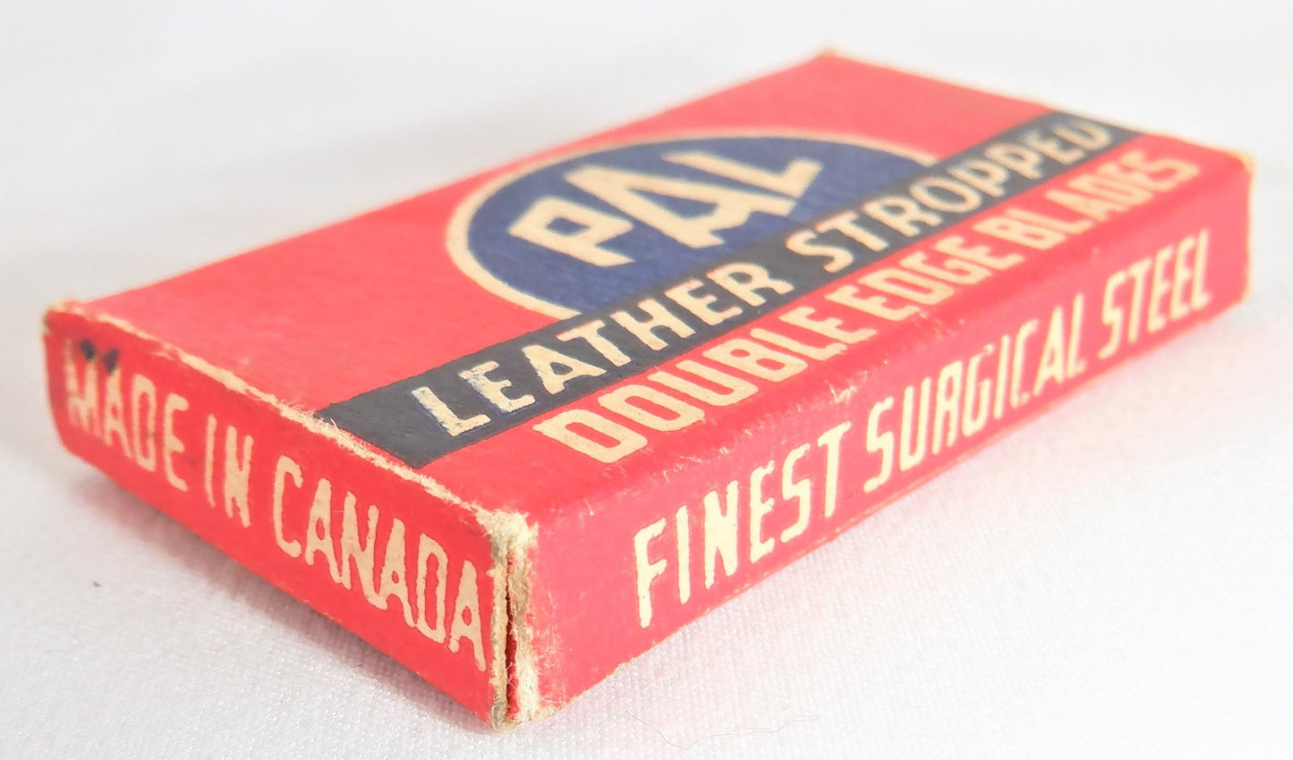 PAL LEATHER STROPPED DOUBLE EDGE SHAVING BLADES, Made in Canada Cardboard Box, 1940's