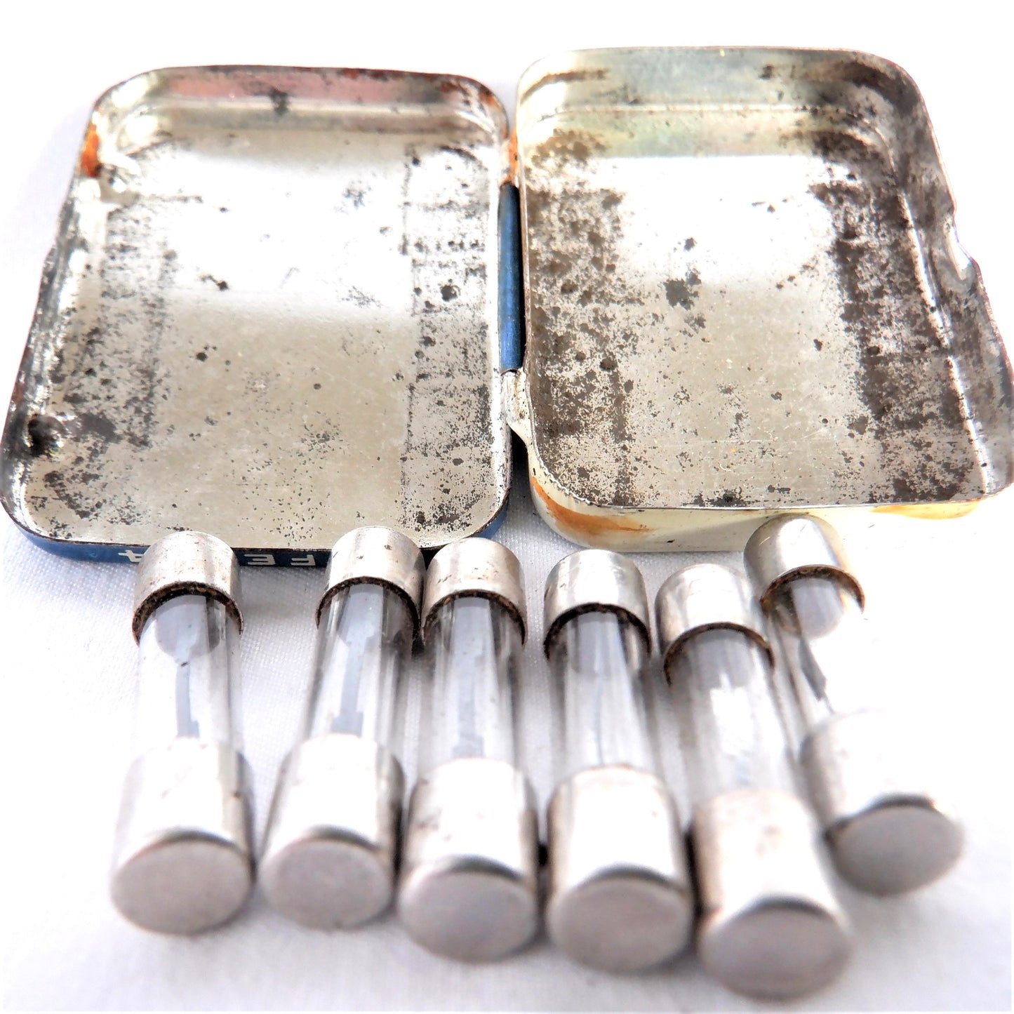 Vintage Automotive Tin Container, by KILLARK AUTO FUSES #SFE-14 Amps, Made in USA