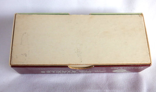 VINTAGE BOX OF GRAND & TOY LTD CHISEL-POINTED STAPLES, Made in Canada