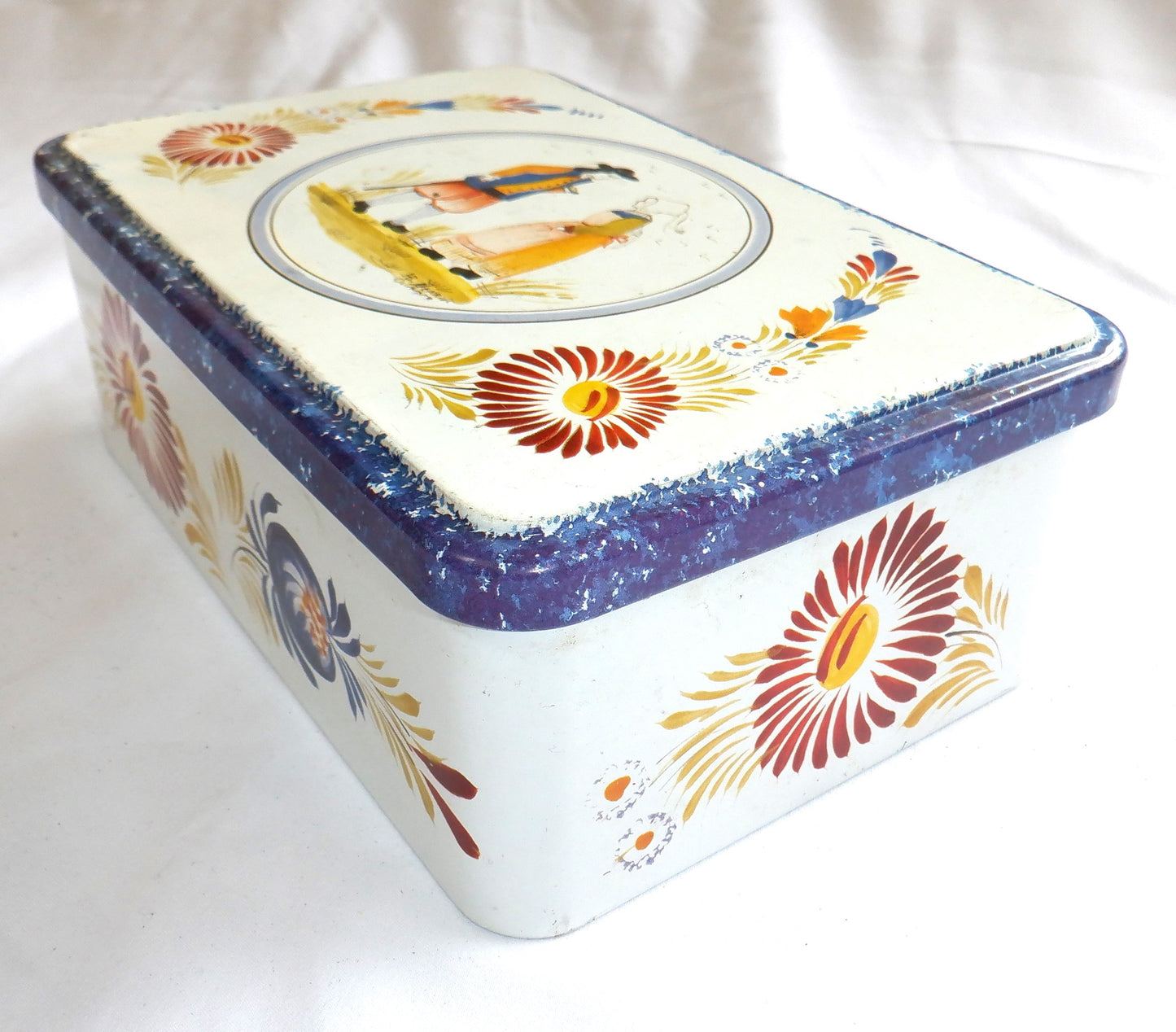 Vintage Rare Tin Container by Massilly Company of France: 'CANADIAN ACADIENS'