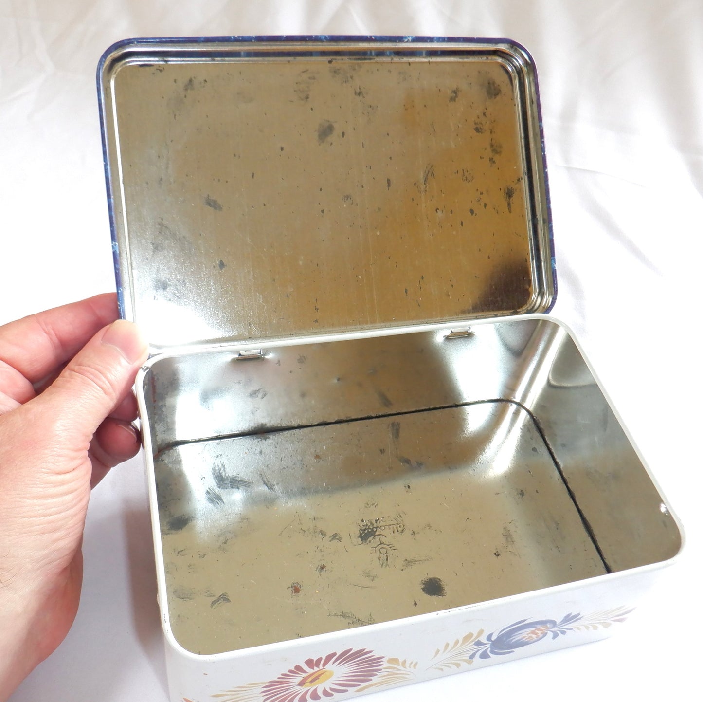 Vintage Rare Tin Container by Massilly Company of France: 'CANADIAN ACADIENS'