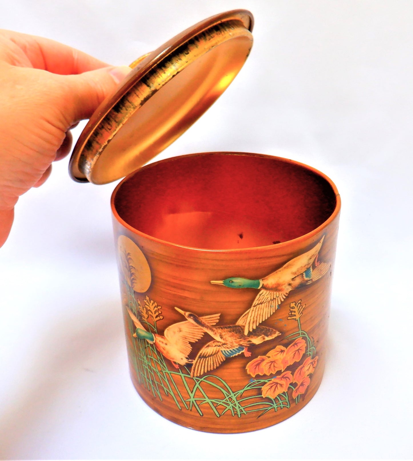 A Vintage Tin by The Metal Box Company Limited of Mansfield, England: 'THREE MALLARD DUCKS'