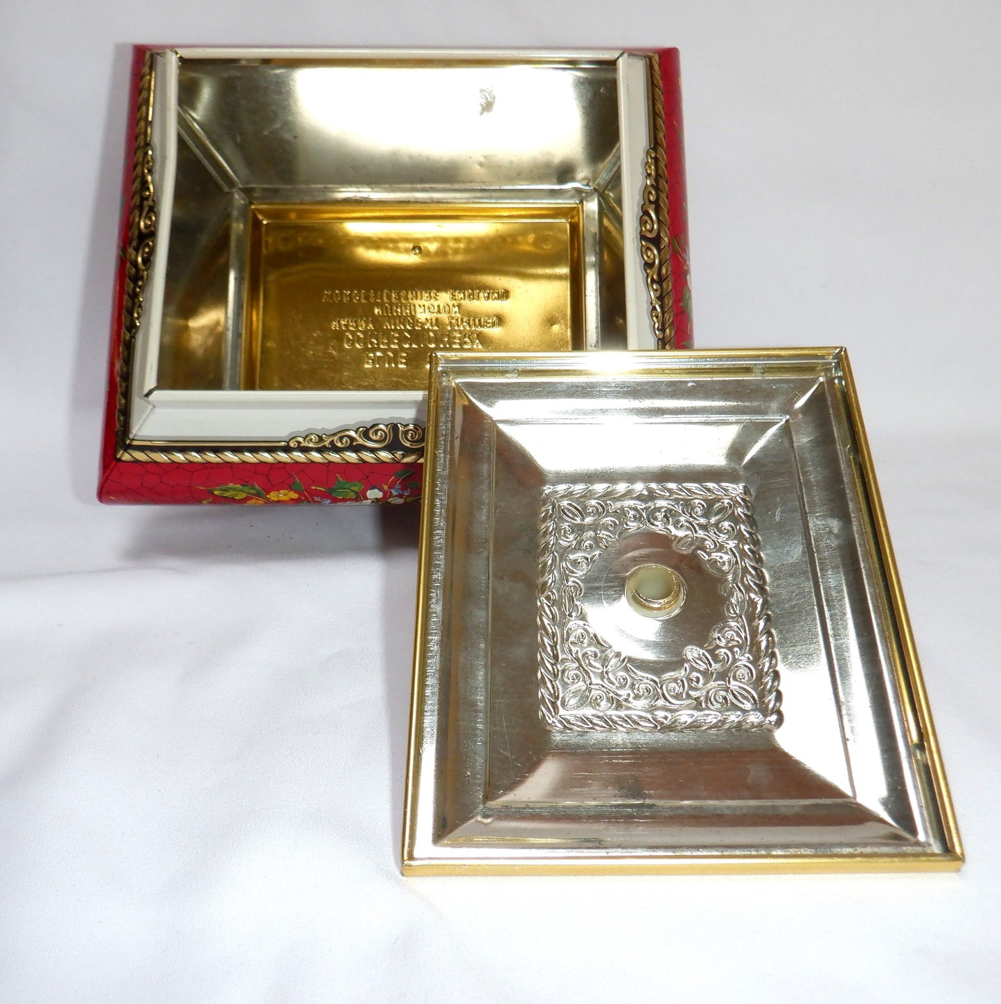 BLUE BIRD Vintage Ornate Confectionery Tin by Harry Vincent Limited: CRACKLED RED WILD DAISIES #1