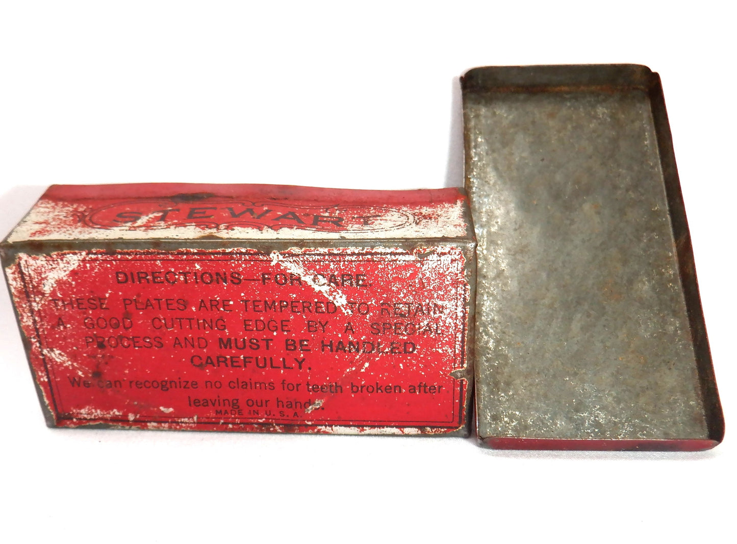 Vintage Red Tin Container from The United States of America: 'STEWART CLIPPER PLATE No. 90'