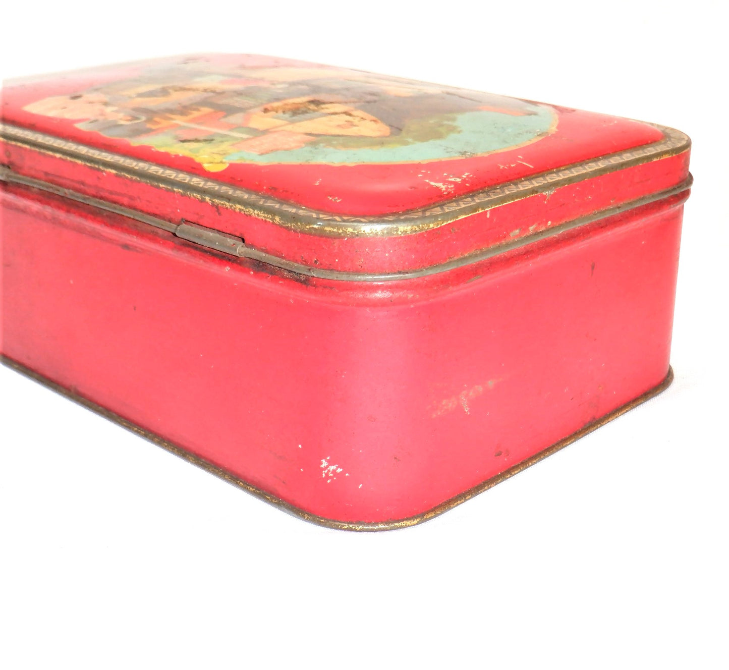 A 1940's Antique Tin by RILEY'S TOFFEE of Halifax, England: 'YE WELCOME INN'