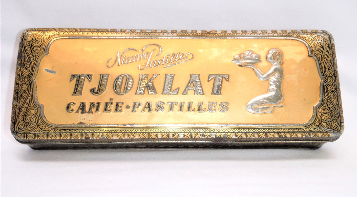 TJOKLAT CAMEE-PASTILLES, An Antique Chocolate Tin Container from Amsterdam