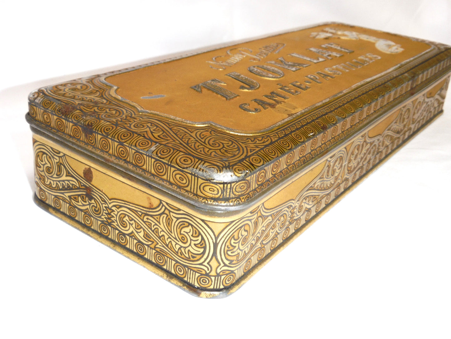TJOKLAT CAMEE-PASTILLES, An Antique Chocolate Tin Container from Amsterdam