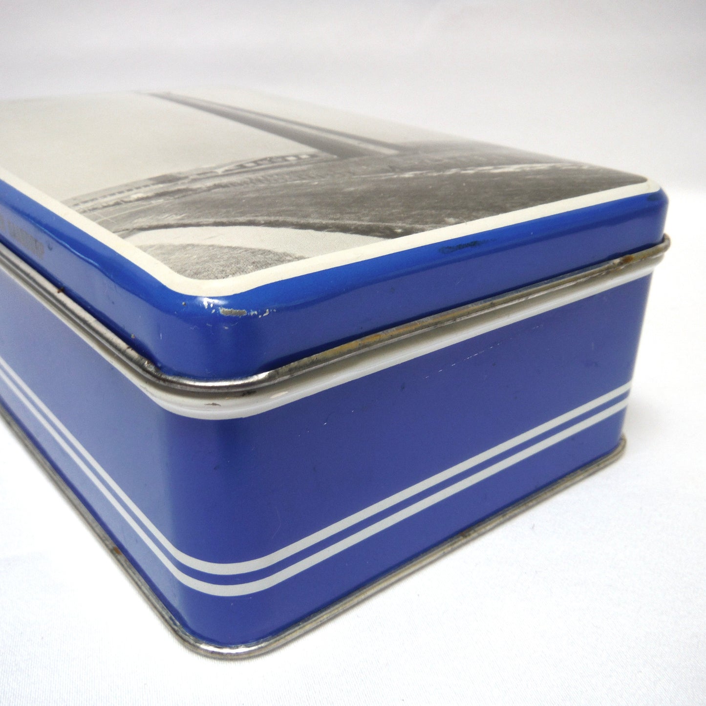 Mid-Century DUTCH HOLLAND LIGHTHOUSE Hinged-Lid Tin Container: 'VUURTOREN DE LANGE JAAP'