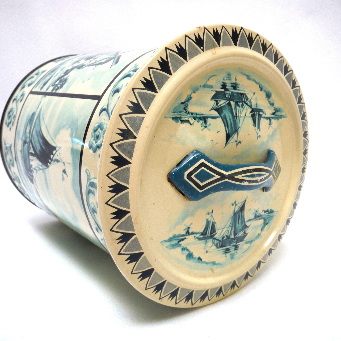 Vintage Tea Caddy from Western Germany: 'SAILING SHIPS and DUTCH DELFTS-LIKE WINDMILLS'