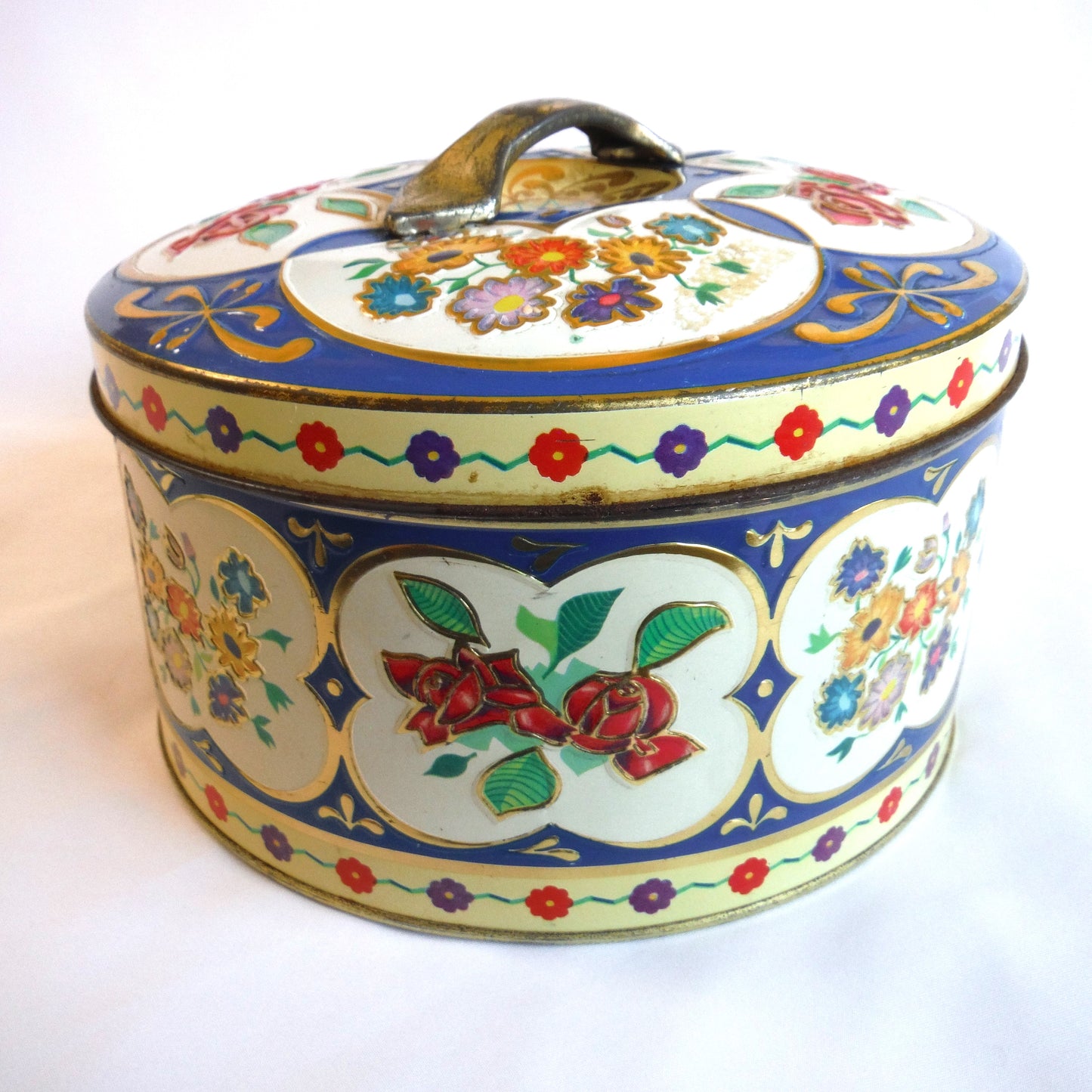 Embossed Flower Tin with Removable Top, Vintage Tin by GRAY DUNN BISCUITS OF SCOTLAND